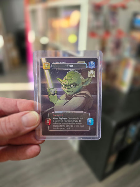 Yoda - Sensing Darkness (Showcase) - 261 - Rare (Foil)